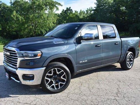Used 2026 RAM 1500 Laramie AWD/4WD image 13