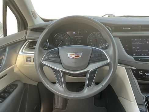 Used 2023 Cadillac XT5 Premium Luxury w/ Technology Package FWD image 18