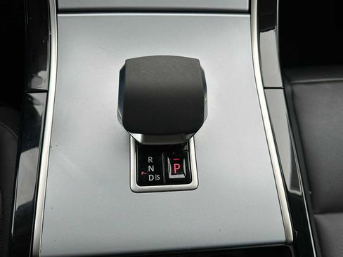 Used 2024 Land Rover Range Rover Velar S image 37