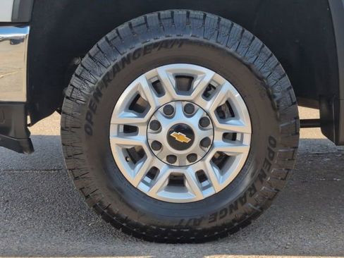 Certified 2022 Chevrolet Silverado 2500 LT AWD/4WD image 30