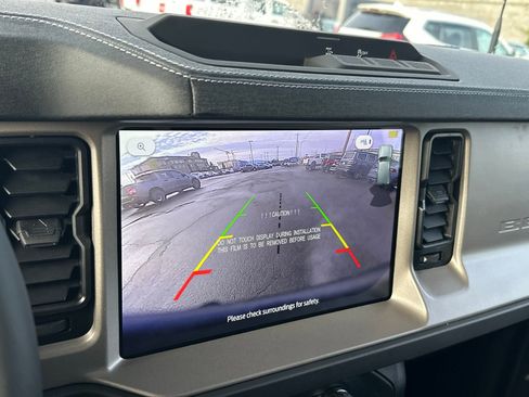 New 2025 Ford Bronco Outer Banks image 9