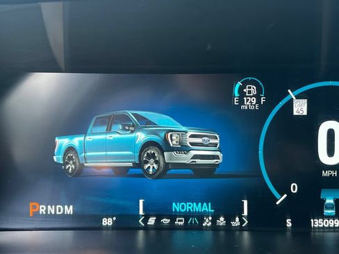 Used 2021 Ford F150 Lariat w/ Equipment Group 502A High AWD/4WD image 28