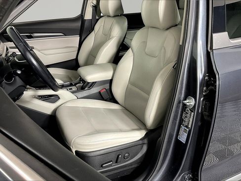 Used 2022 Kia Telluride S FWD image 21