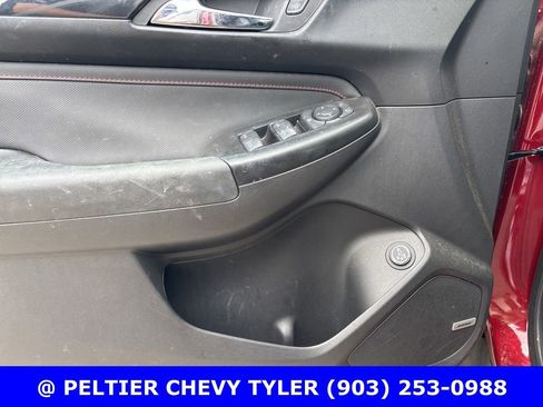 Used 2024 Chevrolet TrailBlazer RS w/ Convenience Package FWD image 12