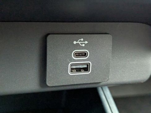New 2026 Ford Maverick Lobo AWD/4WD image 23