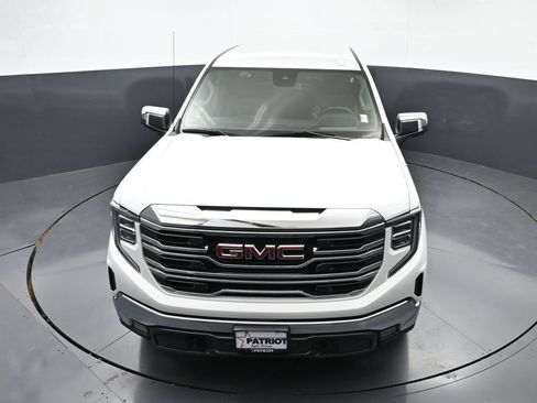Used 2024 GMC Sierra 1500 SLT AWD/4WD image 42