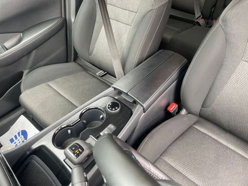 Used 2025 Nissan Rogue SV AWD/4WD image 36