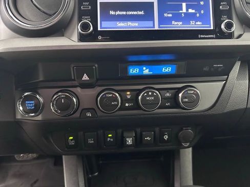 Used 2021 Toyota Tacoma TRD Sport w/ Technology Package image 26