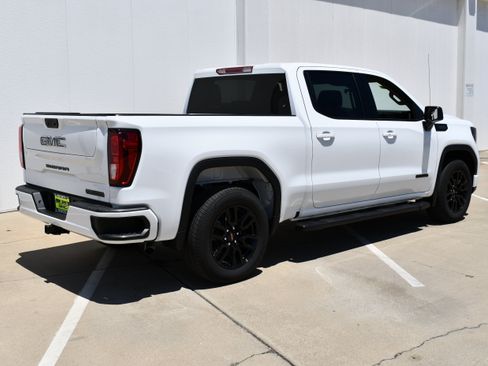 Used 2026 GMC Sierra 1500 Elevation w/ LPO, Elevation Black Package RWD image 8