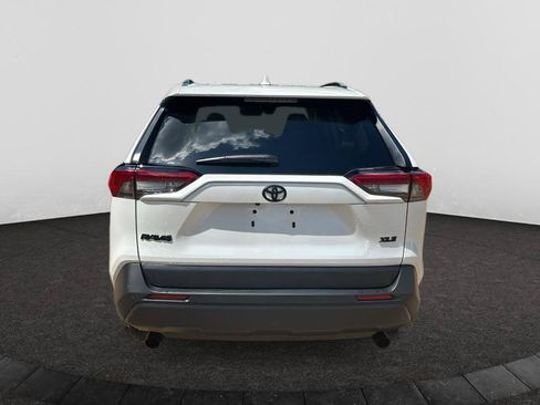 Used 2025 Toyota RAV4 XLE Premium w/ Weather Package FWD image 4