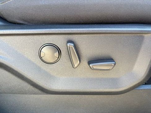 Used 2022 Ford F150 XLT w/ Equipment Group 302A High image 29