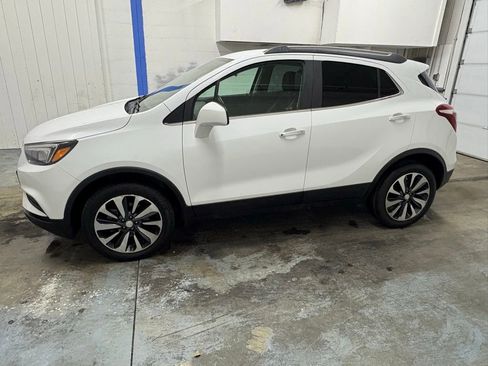 Used 2021 Buick Encore Preferred AWD/4WD image 5