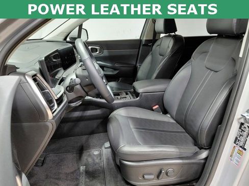 Used 2026 Kia Sorento EX image 3