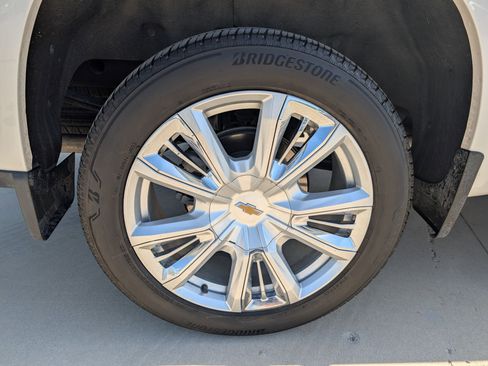 Certified 2024 Chevrolet Silverado 1500 High Country AWD/4WD image 13