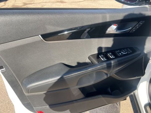 Certified 2020 Kia Sorento SX image 7