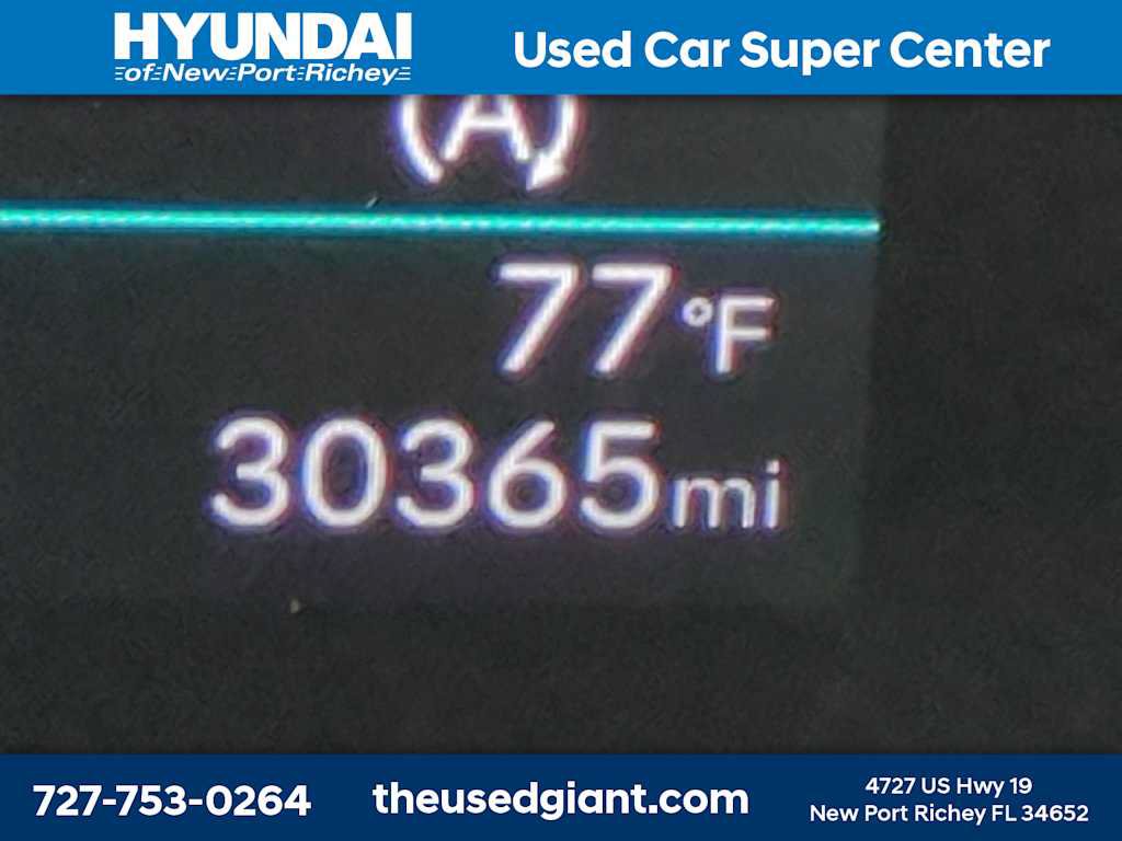 Certified 2025 Hyundai Santa Fe SEL FWD image 32