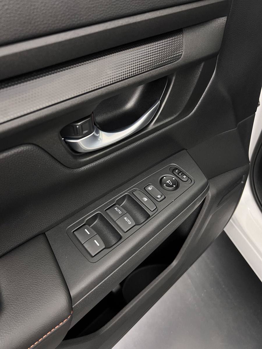 Used 2026 Honda CR-V Sport image 30