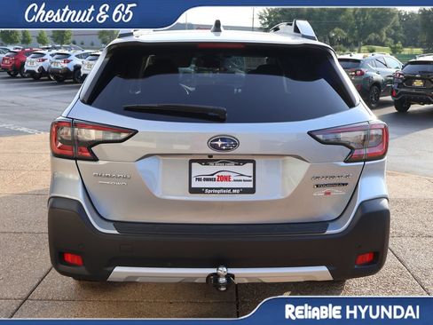 Used 2024 Subaru Outback Touring XT AWD/4WD image 5
