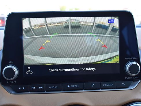 Certified 2025 Nissan Sentra SV w/ SV Premium Package image 37