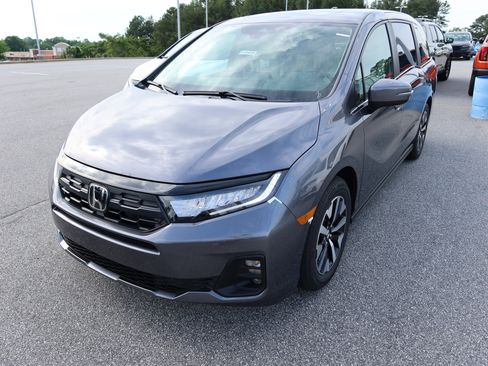 New 2026 Honda Odyssey EX-L image 2