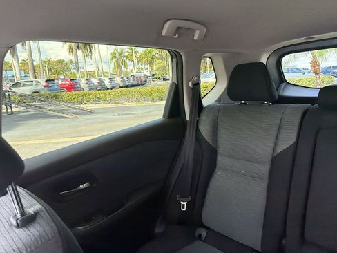 Used 2023 Nissan Rogue SV image 13