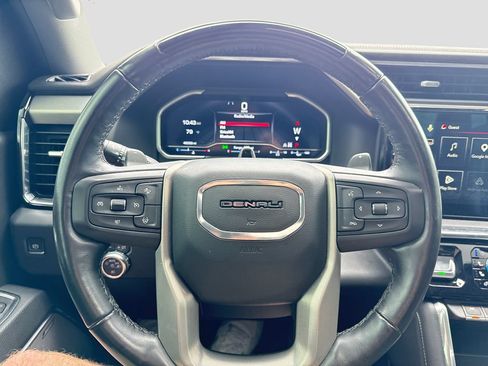 Used 2023 GMC Sierra 1500 Denali AWD/4WD image 16