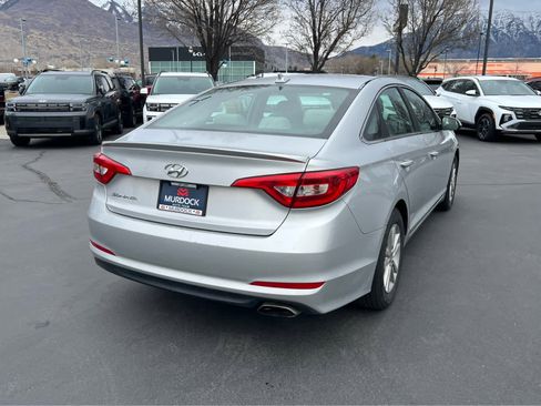 Used 2015 Hyundai Sonata SE w/ Option Group 09 image 8