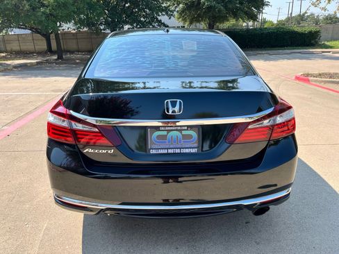 Used 2016 Honda Accord EX-L image 6