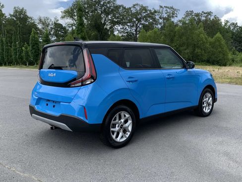 Used 2023 Kia Soul S image 7