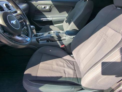 Used 2020 Ford Mustang GT image 15