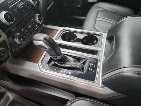 Used 2017 Ford F150 Platinum w/ Equipment Group 701A Luxury image 35