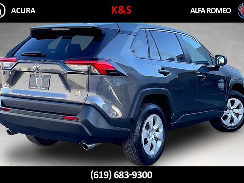 Used 2025 Toyota RAV4 LE image 31