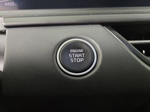 Certified 2025 Kia Seltos EX image 26