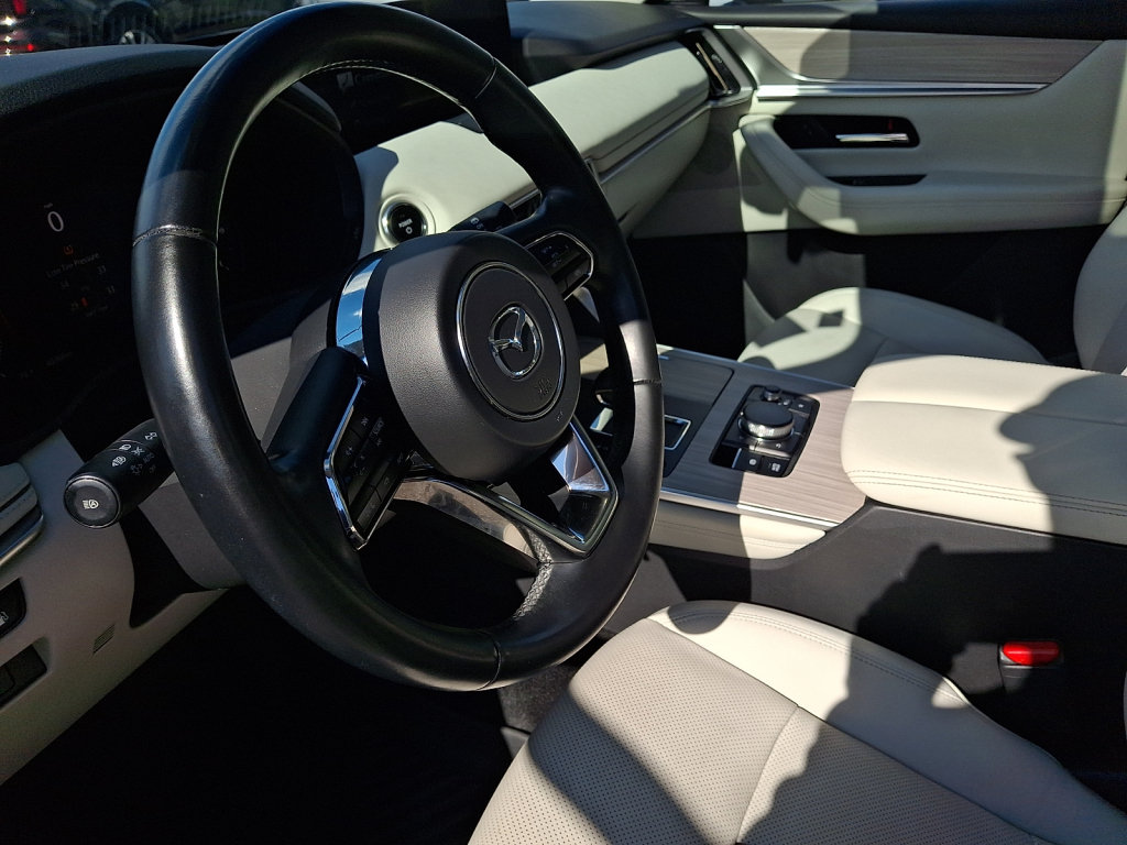 Used 2024 MAZDA CX-90 Plug-In Hybrid w/ Premium Plus AWD/4WD image 25