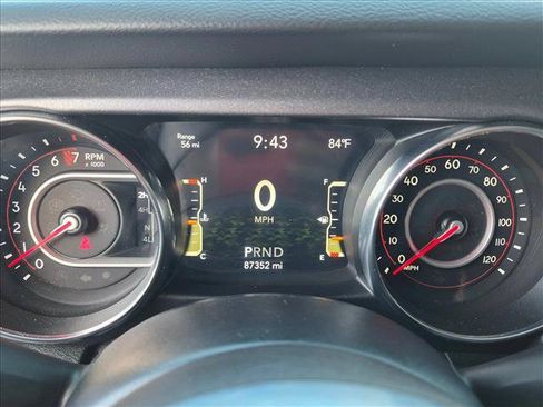 Used 2020 Jeep Gladiator Mojave AWD/4WD image 10