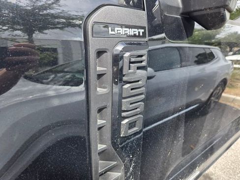 Used 2024 Ford F250 Lariat w/ Lariat Ultimate Package AWD/4WD image 4
