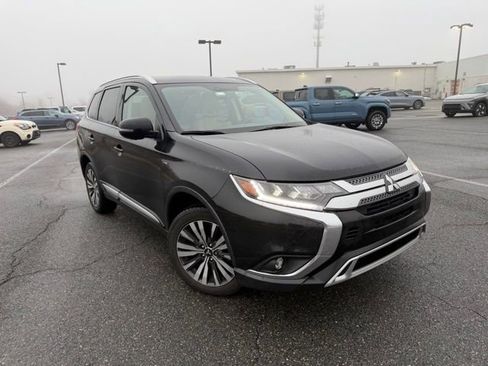 Used 2019 Mitsubishi Outlander GT image 1