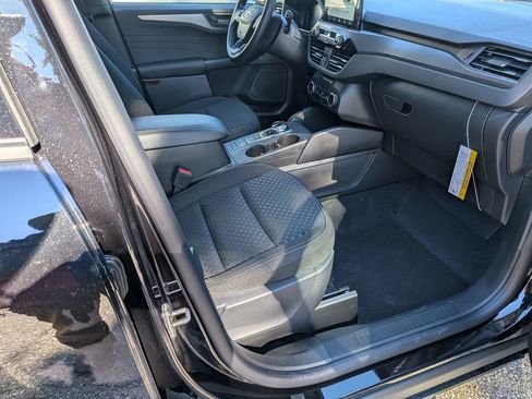 New 2026 Ford Escape Active FWD image 33