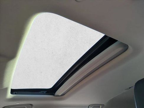 Certified 2023 Honda CR-V EX-L image 12