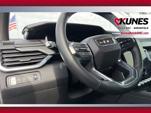 Used 2024 GMC Acadia Elevation image 15