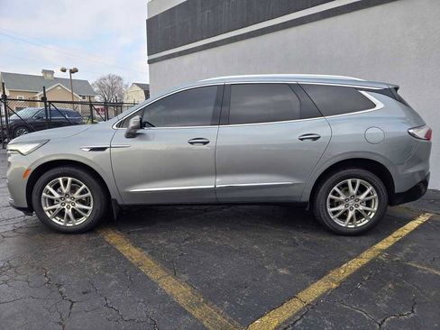 Used 2023 Buick Enclave Premium w/ Experience Buick Package image 4