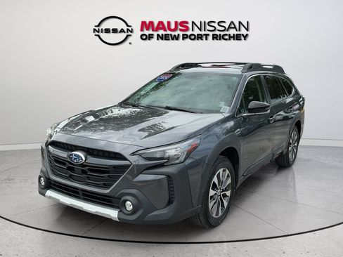 Used 2024 Subaru Outback Limited AWD/4WD image 4