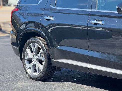 Used 2022 Hyundai Palisade Limited w/ Cargo Package image 7