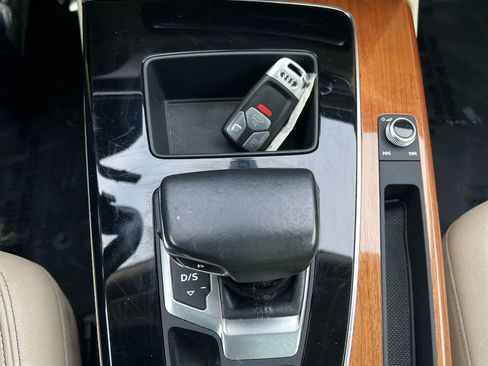 Used 2022 Audi Q5 2.0T Premium Plus image 22