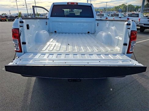 Used 2023 RAM 3500 Tradesman w/ Chrome Appearance Group image 29