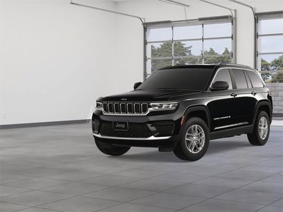 New 2025 Jeep Grand Cherokee Laredo X w/ Luxury Tech Group I