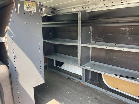 Used 2017 Ford Transit Connect XL FWD image 16