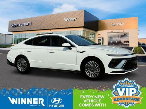 New 2025 Hyundai Sonata SEL image 11