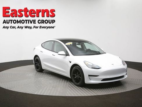 Used 2023 Tesla Model 3 Standard Range RWD image 46