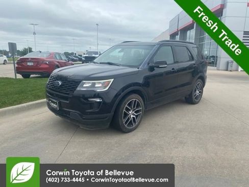 Used 2019 Ford Explorer Sport w/ Equipment Group 401A AWD/4WD image 8